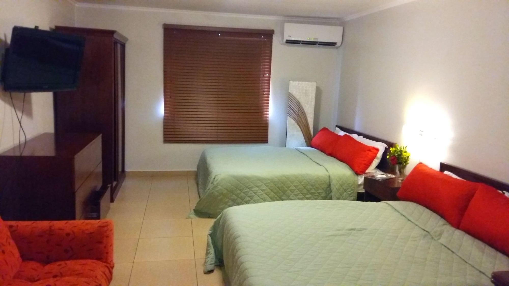 Dorado Eagle Beach Hotel Oranjestad Bagian luar foto