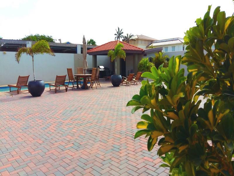 Dorado Eagle Beach Hotel Oranjestad Bagian luar foto